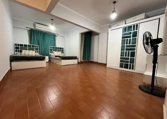Modern Flat 3 Rooms And 2 Bathroom Amazing Location شقة فندقية حديثة و جديدة كاملة مدينة نصر بالقرب من ستي ستارز 2 غرف نوم 2 حمام وصالة و بلكونة