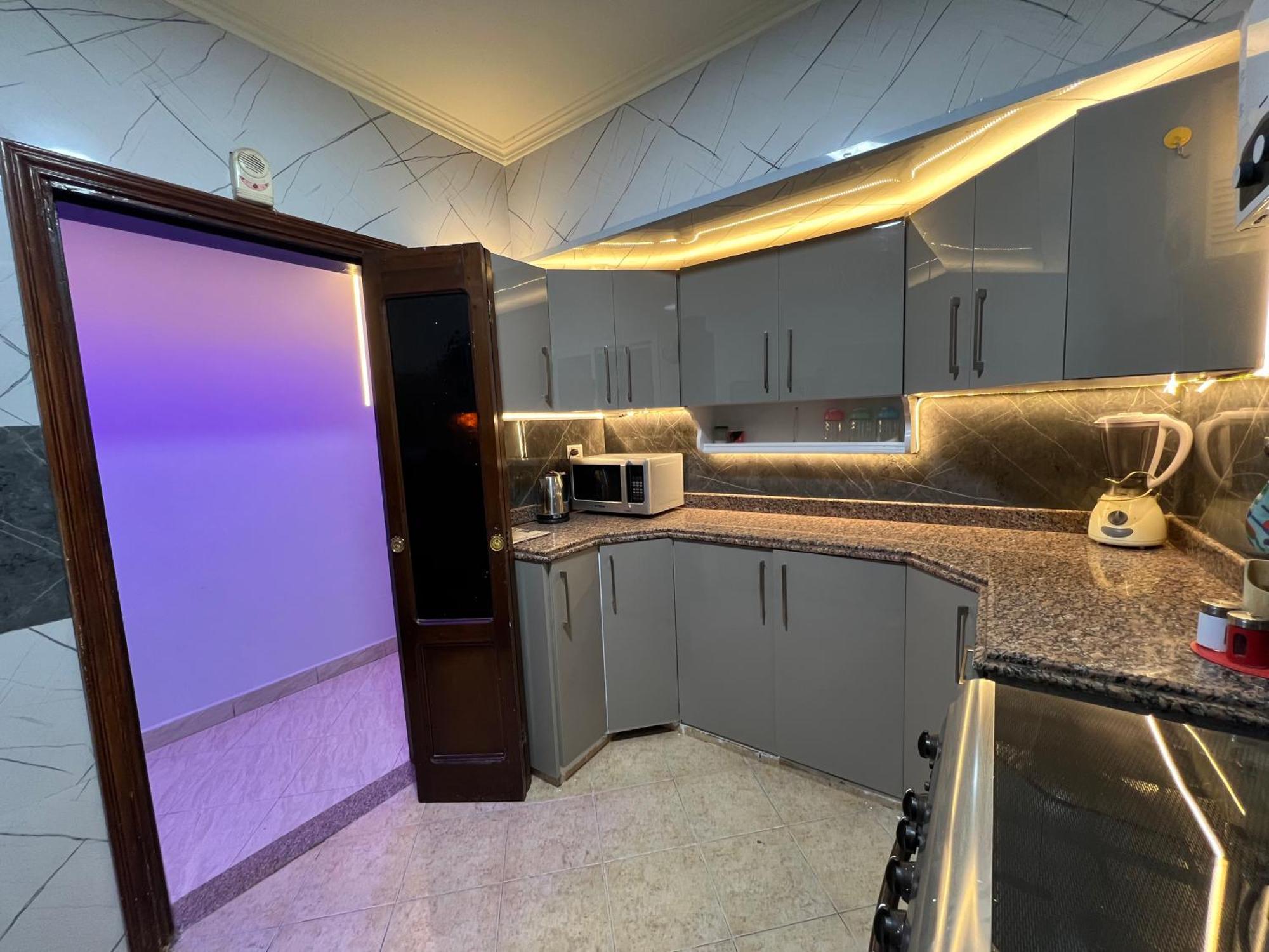 Modern Flat 3 And 2 Bathroom Amazing Location حديثة و جديدة كاملة مدينة نصر بالقرب من ستي ستارز 2 غرف نوم 2 حمام وصالة و بلكونة Le Caire